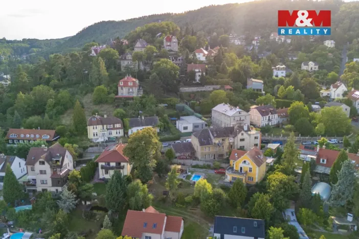 Prodej bytu 2+1, Černošice, Komenského, 109 m2