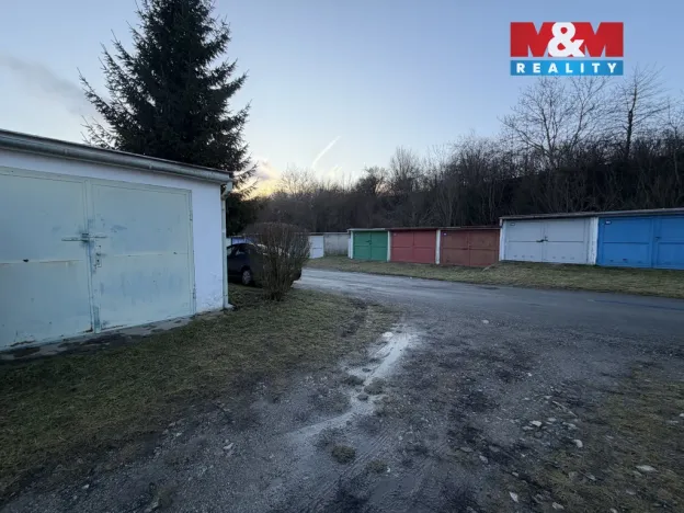 Prodej garáže, Kuřim, U vlečky, 19 m2