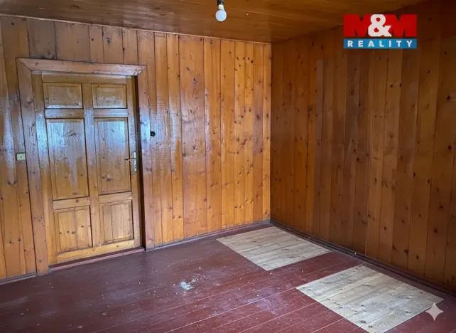 Prodej bytu 2+1, Hejnice, 72 m2