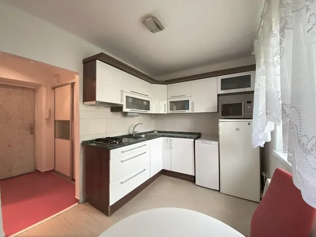 Pronájem bytu 1+1, Rybitví, Školní, 34 m2