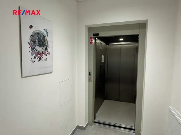 Pronájem bytu 2+kk, Kladno, Čermákova, 39 m2