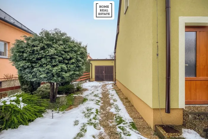 Prodej rodinného domu, Praha - Dolní Měcholupy, U svornosti, 117 m2