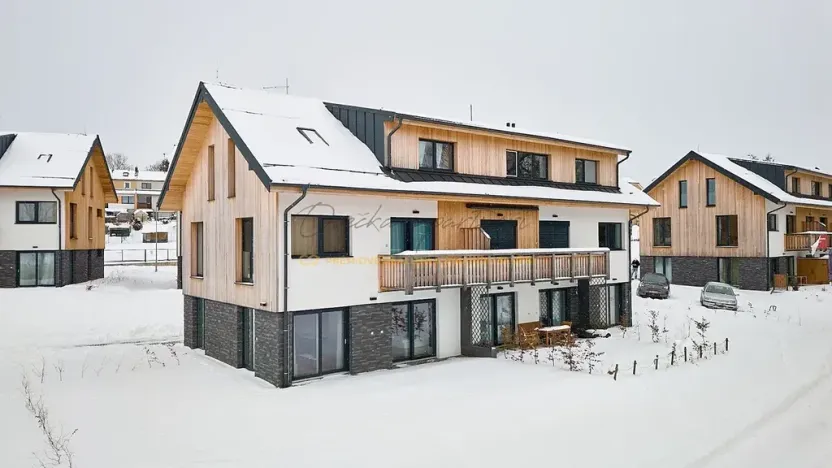 Prodej bytu 1+kk, Černá v Pošumaví, 33 m2