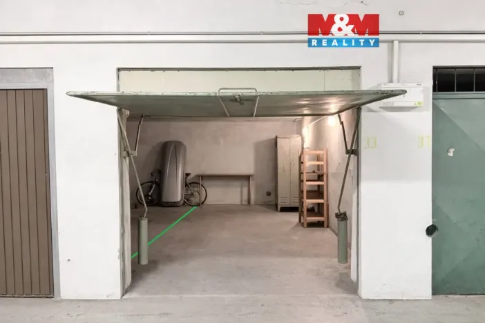 Pronájem garáže, Kladno, Americká, 17 m2