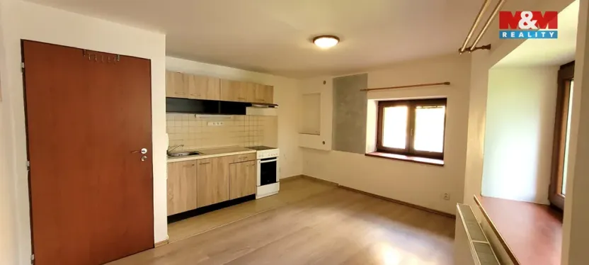 Pronájem bytu 2+kk, Jablonec nad Nisou, Rybářská, 32 m2