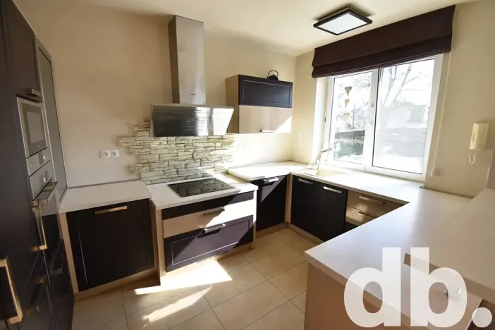 Pronájem bytu 3+kk, Karlovy Vary, Počernická, 140 m2