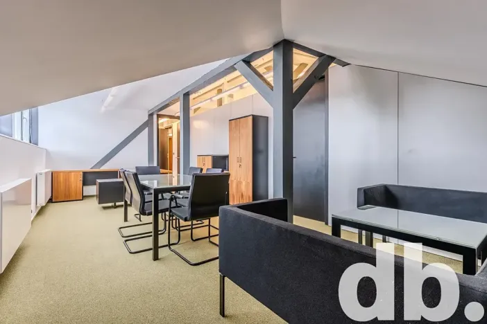 Pronájem kanceláře, Cheb, 26. dubna, 190 m2