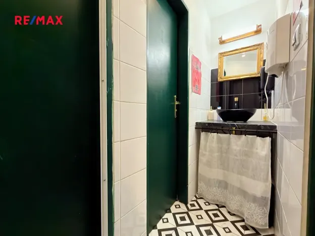 Pronájem restaurace, Praha - Bubeneč, Šmeralova, 41 m2