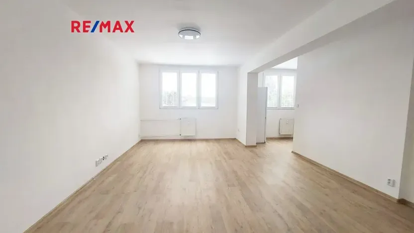 Pronájem bytu 2+1, Mladá Boleslav, náměstí Republiky, 53 m2