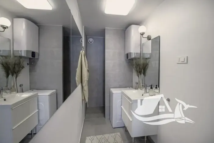 Prodej bytu 3+kk, Rogoznica, Chorvatsko, 57 m2