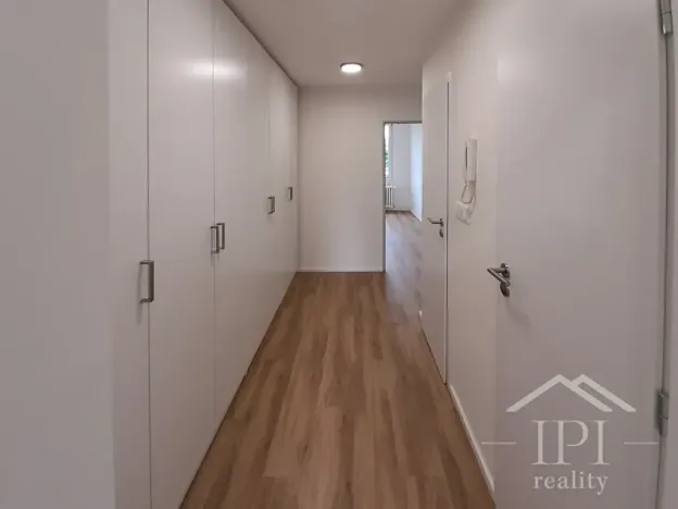 Prodej bytu 3+kk, Praha - Střížkov, Roudnická, 56 m2