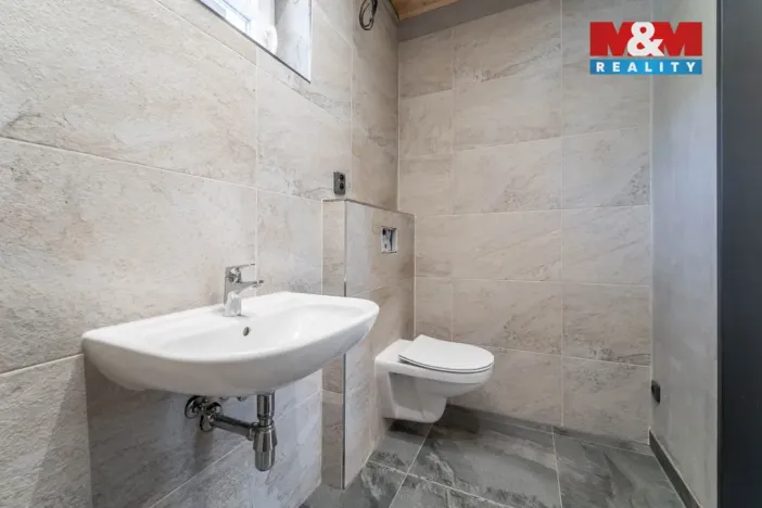 Prodej rodinného domu, Albrechtice v Jizerských horách, 128 m2