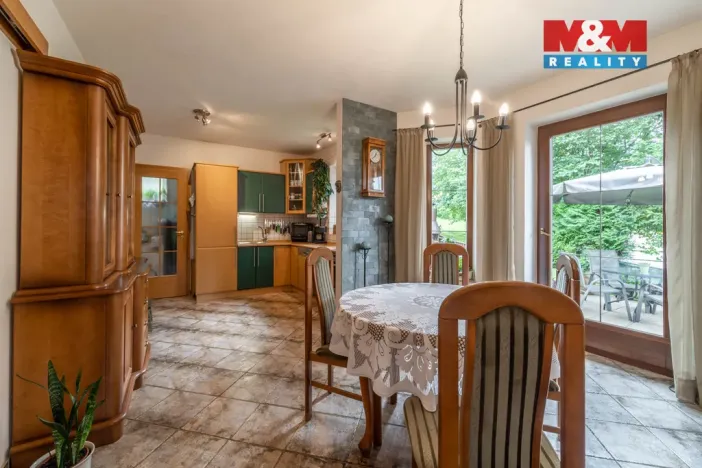 Prodej rodinného domu, Benecko, 224 m2