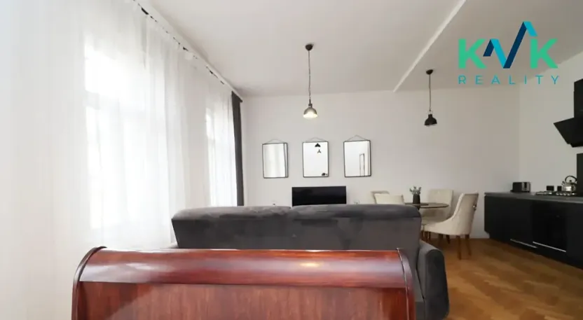 Prodej bytu 1+kk, Karlovy Vary, Sadová, 50 m2