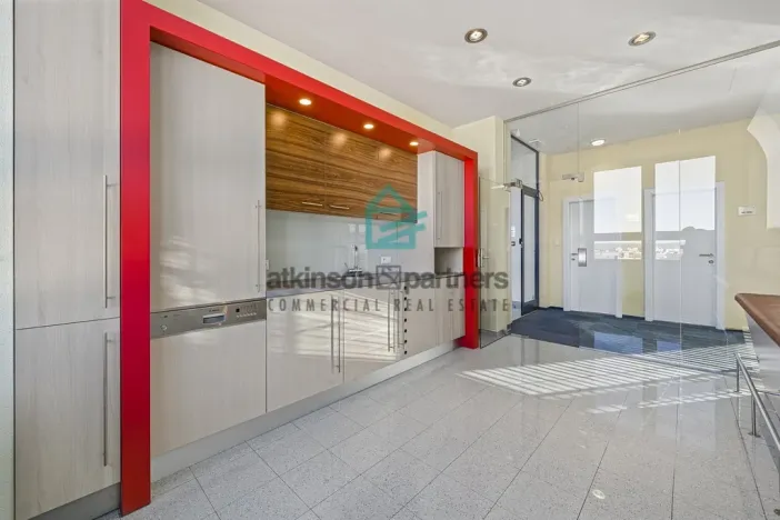 Pronájem kanceláře, České Budějovice - České Budějovice 6, Jeronýmova, 3500 m2