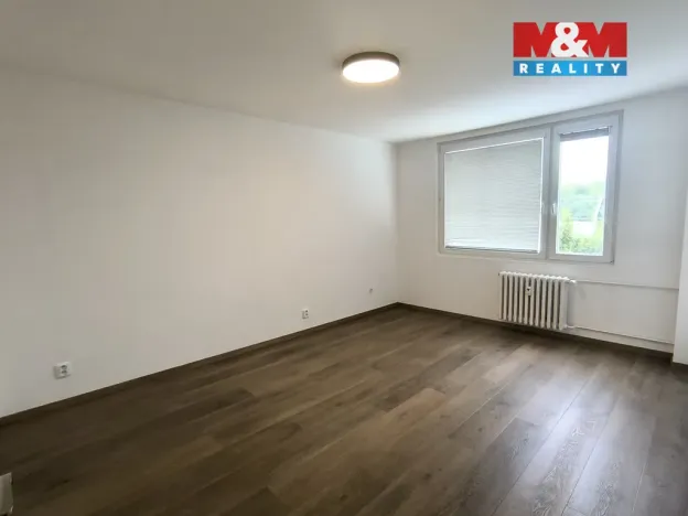 Pronájem bytu 1+1, Hradec Králové - Třebeš, Milady Horákové, 37 m2