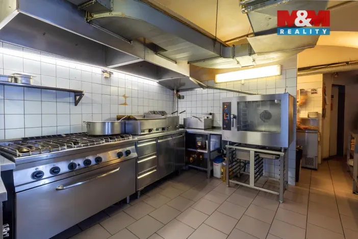 Pronájem restaurace, Praha - Staré Město, Smetanovo nábřeží, 295 m2