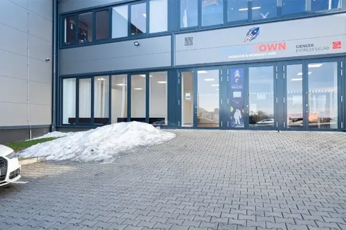 Pronájem obchodního prostoru, Jihlava, 100 m2