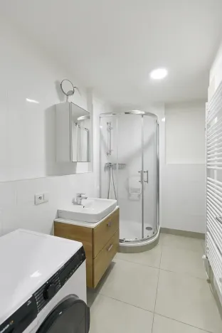 Pronájem bytu 1+kk, Praha - Košíře, Pod Šmukýřkou, 42 m2