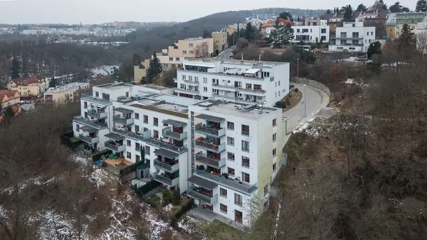 Pronájem bytu 1+kk, Praha - Košíře, Pod Šmukýřkou, 42 m2