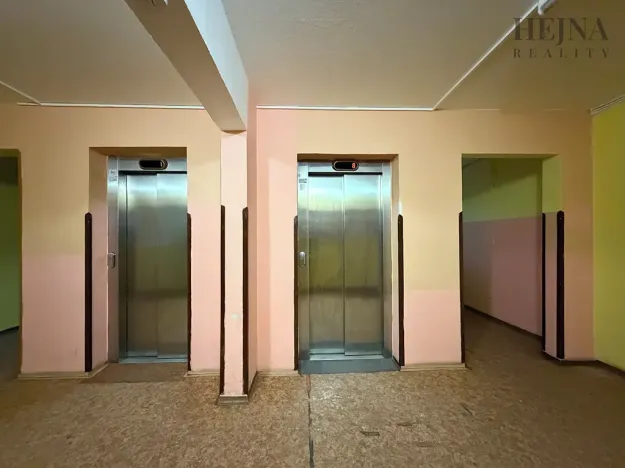 Prodej bytu 3+1, Ostrava, Výškovická, 70 m2