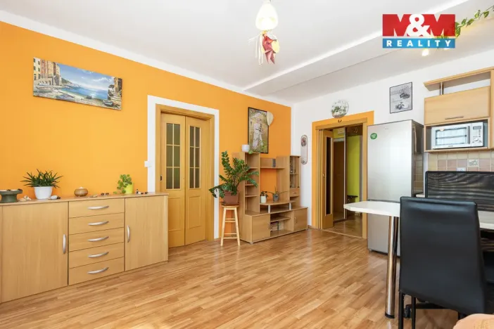 Prodej bytu 2+kk, Pardubice - Svítkov, Dubová, 51 m2