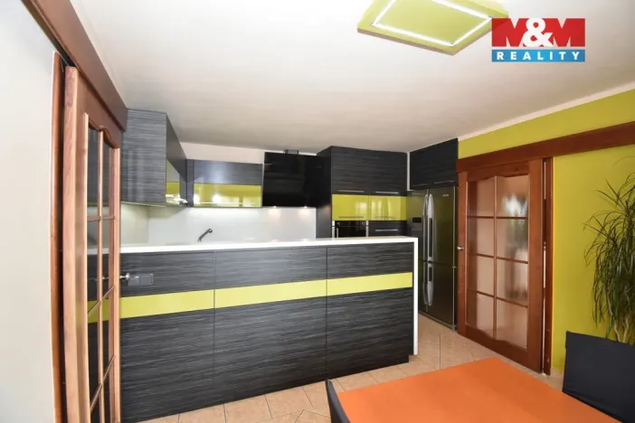 Prodej výrobních prostor, Spálov, 1200 m2