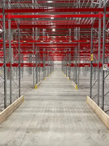 Pronájem skladu, Hostomice, 4948 m2