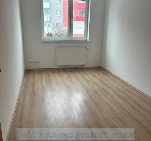 Pronájem bytu 2+kk, Praha - Kyje, Farkašova, 50 m2