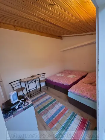 Pronájem ubytování, Praha - Modřany, K Vltavě, 18 m2