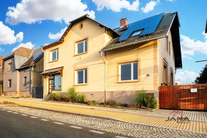 Prodej rodinného domu, Turnov, Nádražní, 254 m2