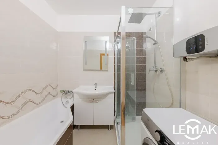 Prodej bytu 3+1, Velká Bystřice, Nádražní I, 68 m2