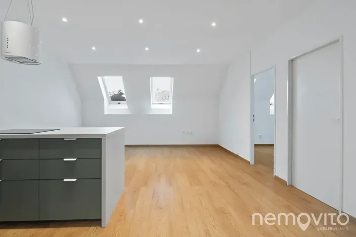 Pronájem bytu 3+kk, Praha - Žižkov, Roháčova, 89 m2