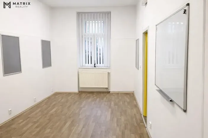 Pronájem kanceláře, Praha - Vysočany, Českomoravská, 73 m2