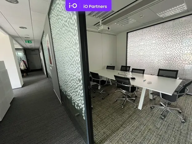 Pronájem kanceláře, Praha - Karlín, Rohanské nábřeží, 466 m2