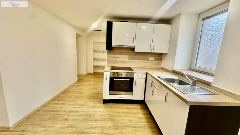 Prodej bytu 2+1, Brno - Komárov, Slunná, 59 m2