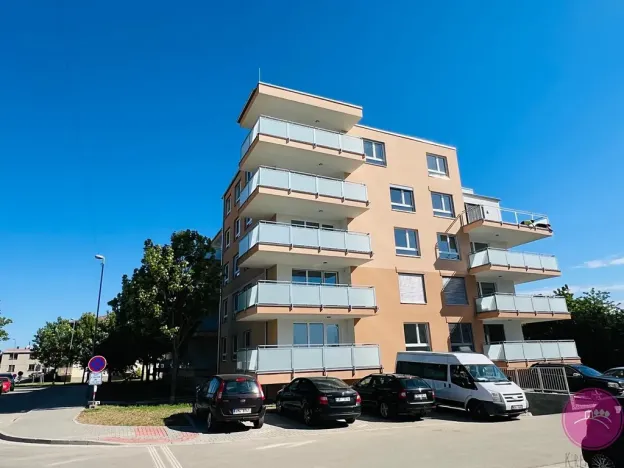 Pronájem bytu 1+kk, Olomouc, Topolová, 32 m2