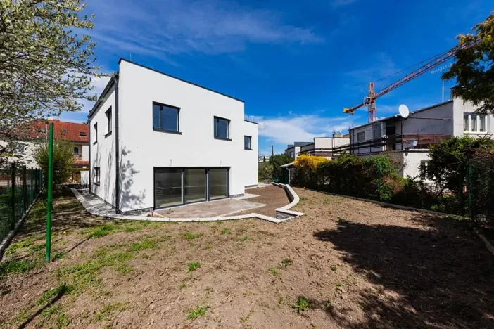 Prodej rodinného domu, Praha - Lhotka, U družstva Tempo, 186 m2