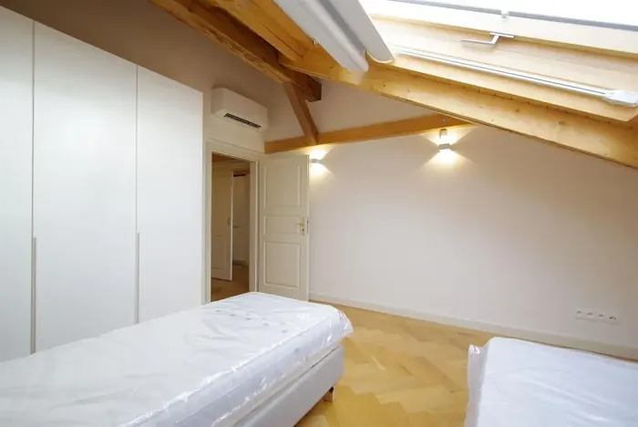 Pronájem bytu 3+kk, Praha - Nové Město, Bolzanova, 79 m2