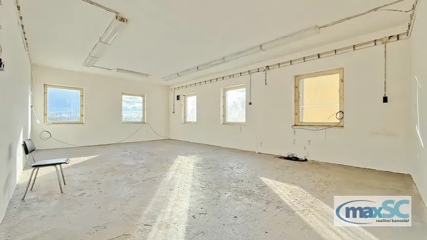 Pronájem skladu, Moravany, 533 m2