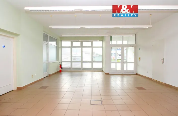 Prodej kanceláře, Hradec Králové - Slezské Předměstí, Vážní, 290 m2
