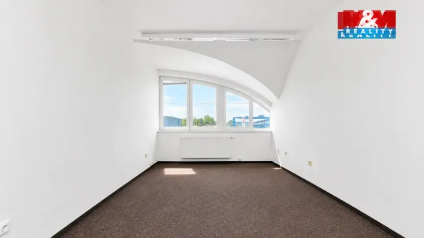 Prodej kanceláře, Hradec Králové - Slezské Předměstí, Vážní, 290 m2