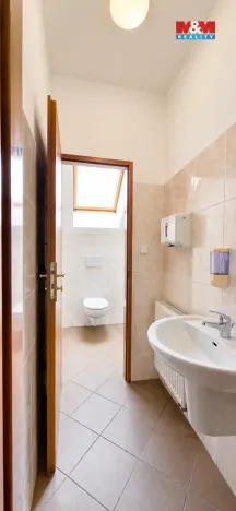 Prodej kanceláře, Hradec Králové - Slezské Předměstí, Vážní, 290 m2