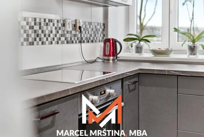 Prodej bytu 2+kk, Náchod, Ruská, 52 m2