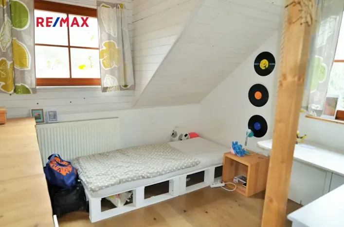 Prodej rodinného domu, Srbsko, Nad Kapličkou, 131 m2