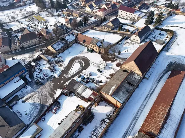 Prodej komerčního pozemku, Zabrušany, 3781 m2