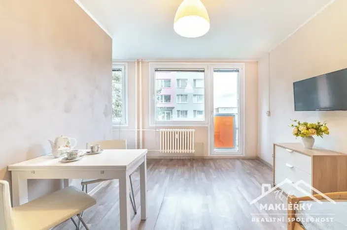 Pronájem bytu 1+kk, Český Brod, Palackého, 27 m2