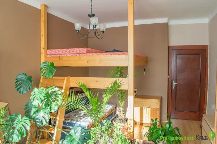 Prodej rodinného domu, Mirošov, Školní, 180 m2