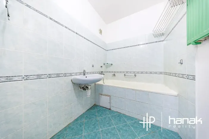 Prodej bytu 3+1, Olomouc, Družební, 78 m2