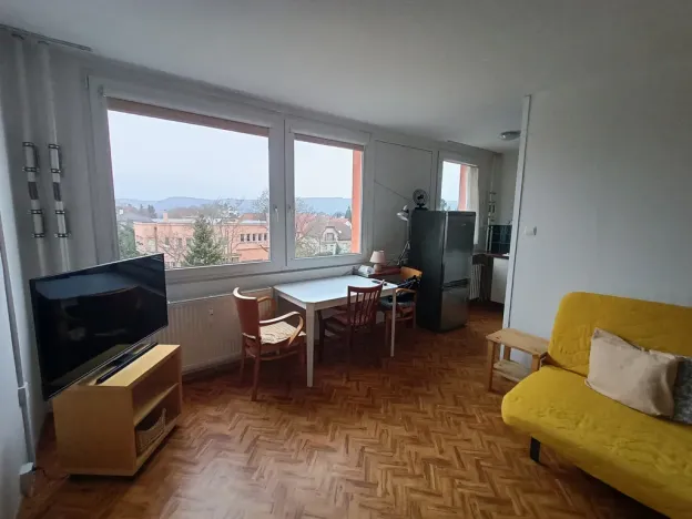 Pronájem bytu 1+kk, Praha - Modřany, Lysinská, 30 m2